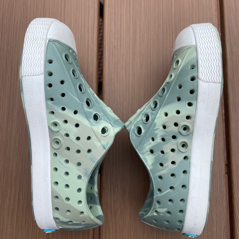 Native Jefferson Marbled Child Shoe Size 6C - Picture 5 of 6